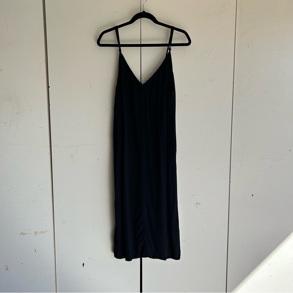 Calvin Klein Jeans black navy slip dress size L spaghetti strap adjustable used